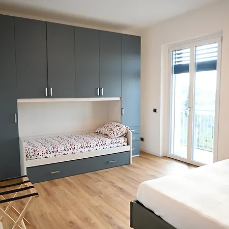 La Finestra Blu 1 Apartman Alba
